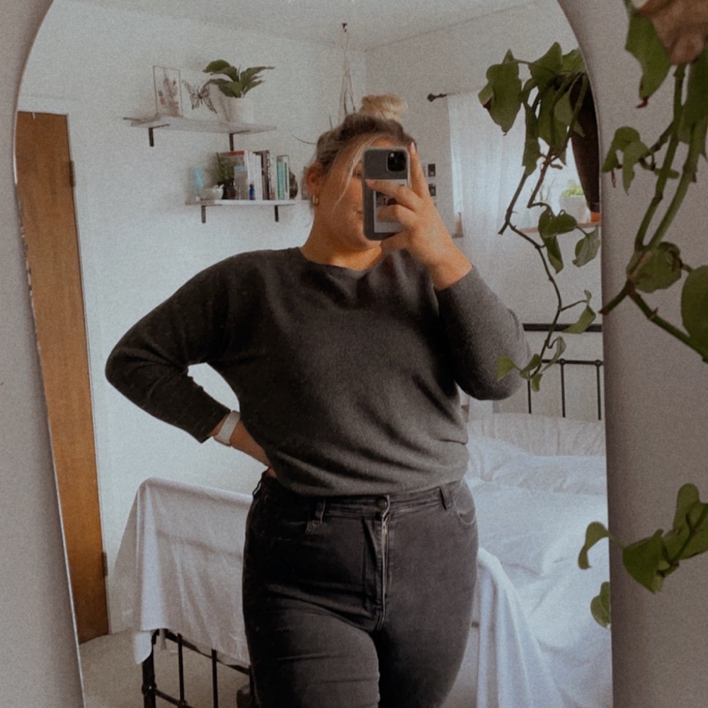 Cropped sweater